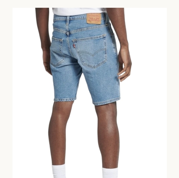 Levi's light blue jeans shorts denim -wolf scratch, size 40/11 - Picture 8 of 16